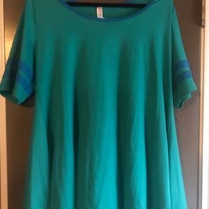 Lularoe Perfect Tee size large
